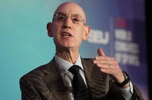 扎堆出售！拓记：绿军出售今日获批 湖人还没批 开拓者要等到明年