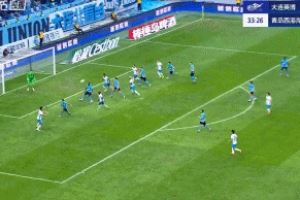 英博连续解围未成功，阿齐兹爆射破门，西海岸1-0领先英博！